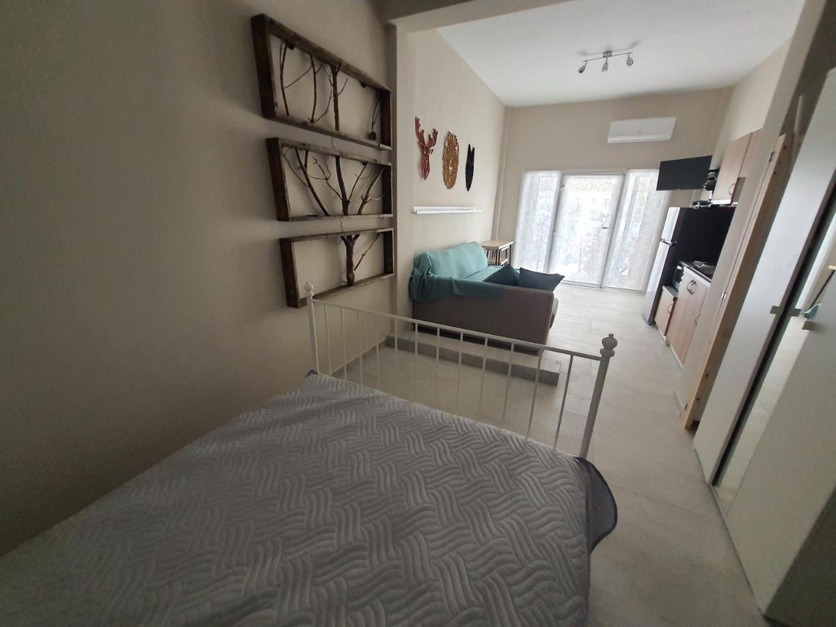 New Apartment ,50M From The Sea At Nea Irakleia. Zewnętrze zdjęcie